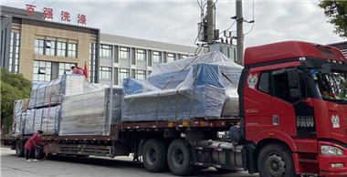 一天連發六車，百強洗滌設備到底強在哪里？